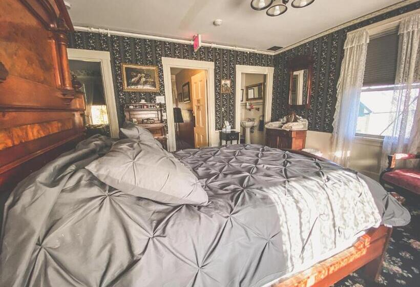 צימר Lizzie Borden House