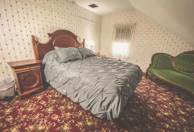 Aamiaismajoitus (B&B) Lizzie Borden House