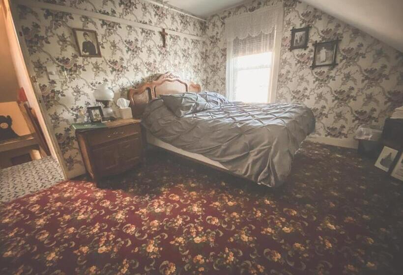 צימר Lizzie Borden House