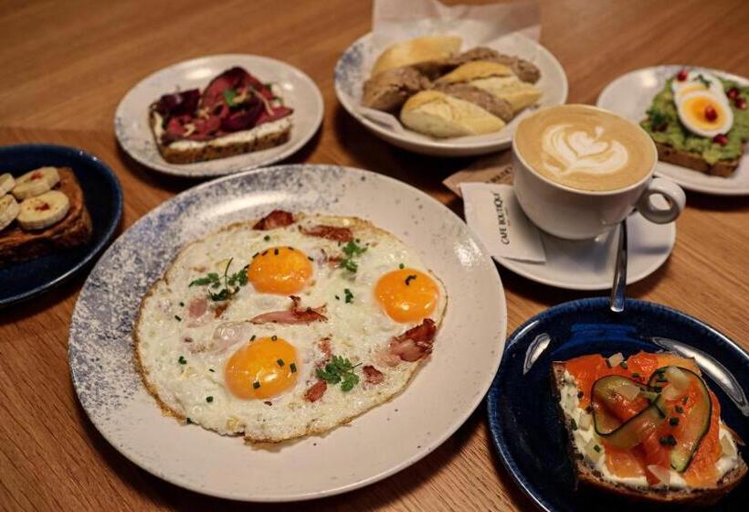 Отель Blue Orange Resort