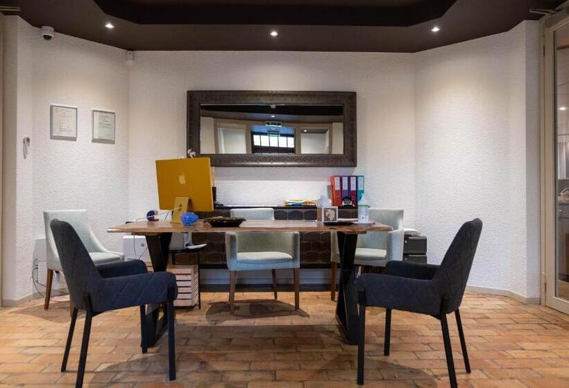 Hotell Boutique Hôtel De L Ecu Vaudois