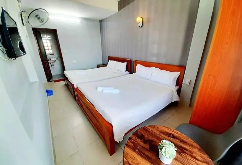هتل Huong Son