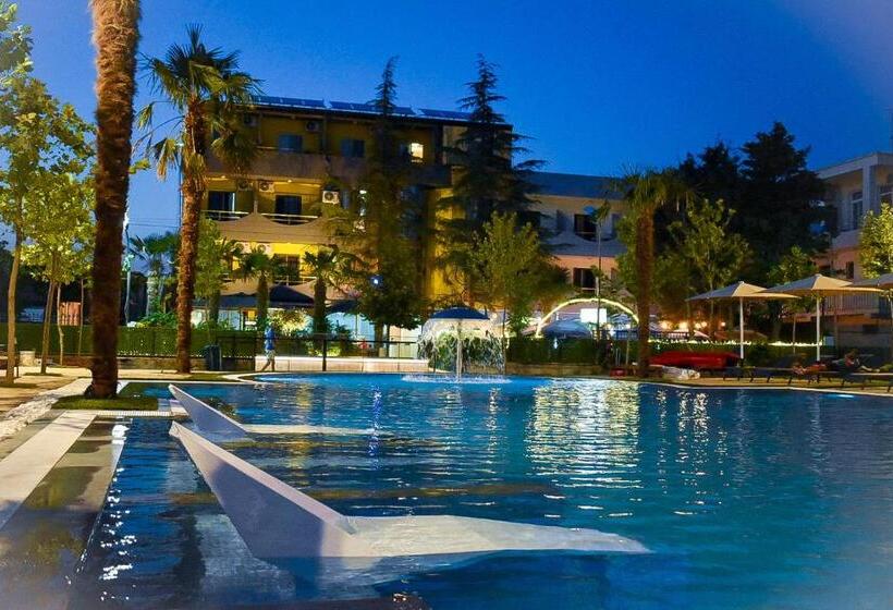 בית מלון כפרי Qetesia Te Indriti