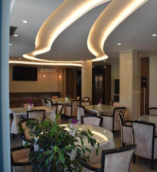 בית מלון כפרי Qetesia Te Indriti