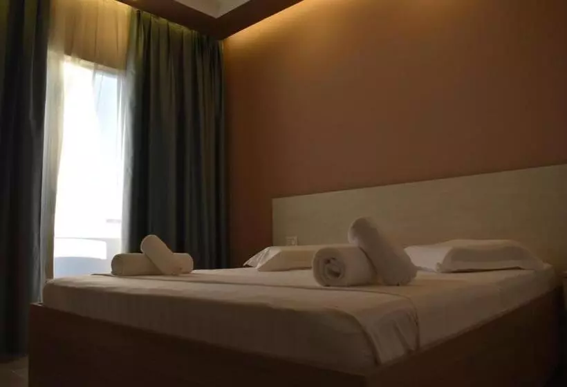 ホテル Qetesia Te Indriti