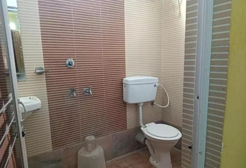 ホテル Trinayani Stay   3 Min Walk To Temple