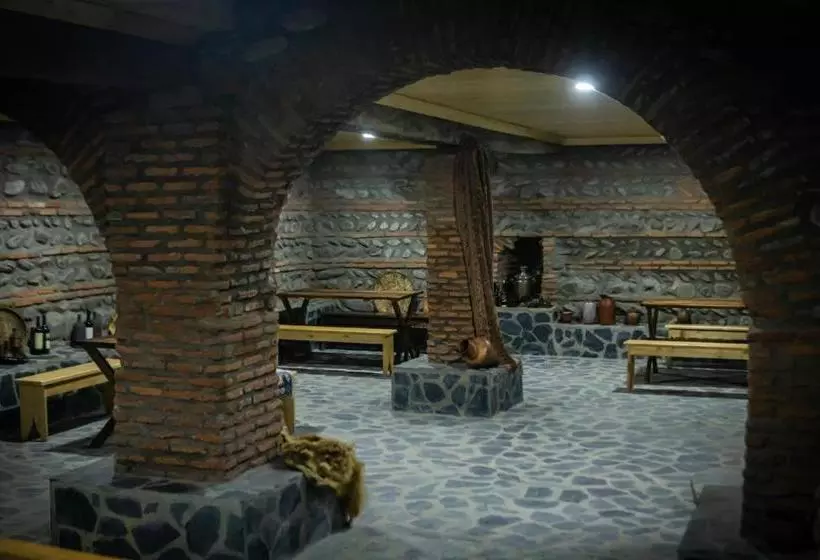 هتل Varga Kvareli