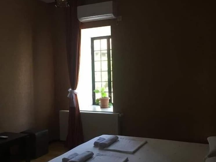 هتل Varga Kvareli