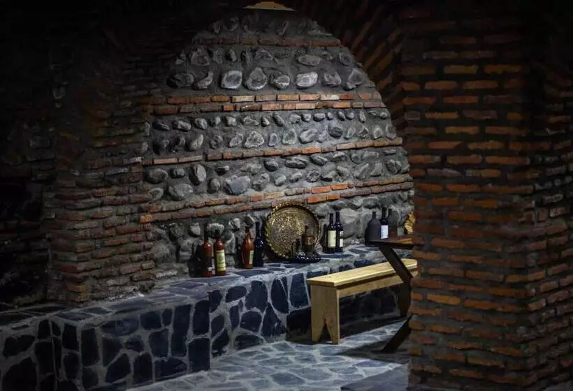 هتل Varga Kvareli