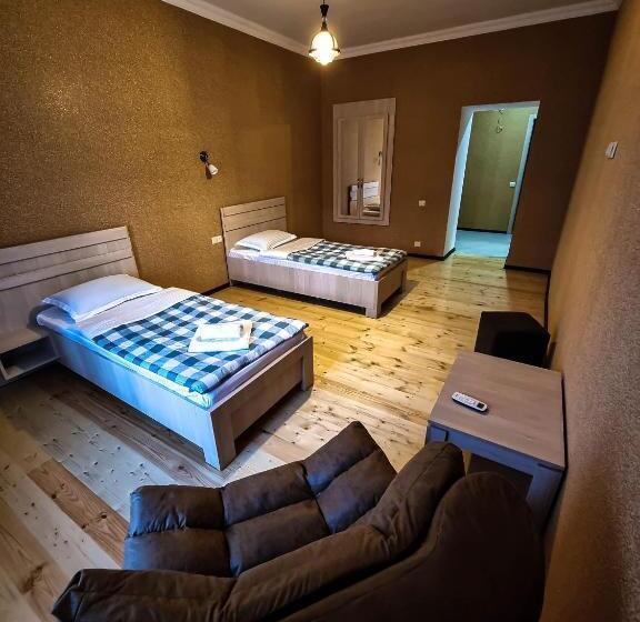 هتل Varga Kvareli