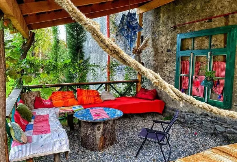 هتل Varga Kvareli