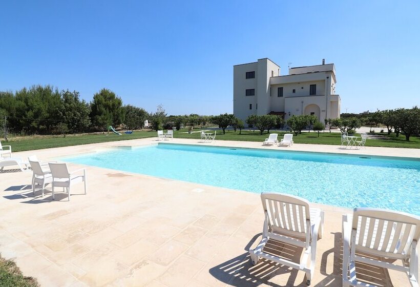 بنسيون B B With Swimming Pool Tenuta Agrumi Del Salento Triple Deluxe Citrus Attic