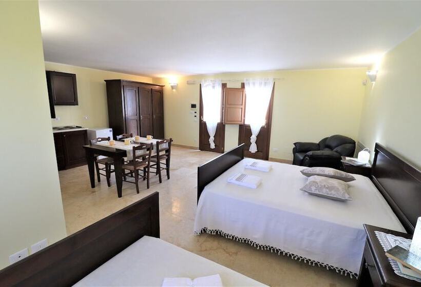 بنسيون B B With Swimming Pool Tenuta Agrumi Del Salento Triple Deluxe Citrus Attic