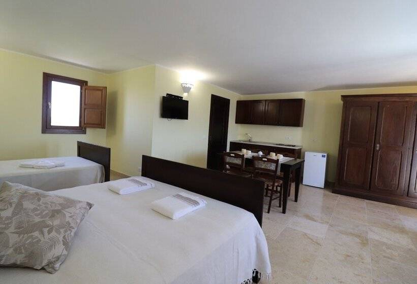 بنسيون B B With Swimming Pool Tenuta Agrumi Del Salento Triple Deluxe Citrus Attic