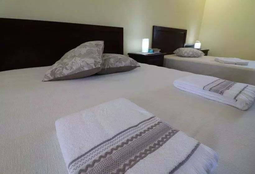 ペンション B B With Swimming Pool Tenuta Agrumi Del Salento Triple Deluxe Citrus Attic