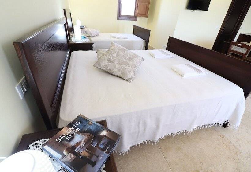 بنسيون B B With Swimming Pool Tenuta Agrumi Del Salento Triple Deluxe Citrus Attic