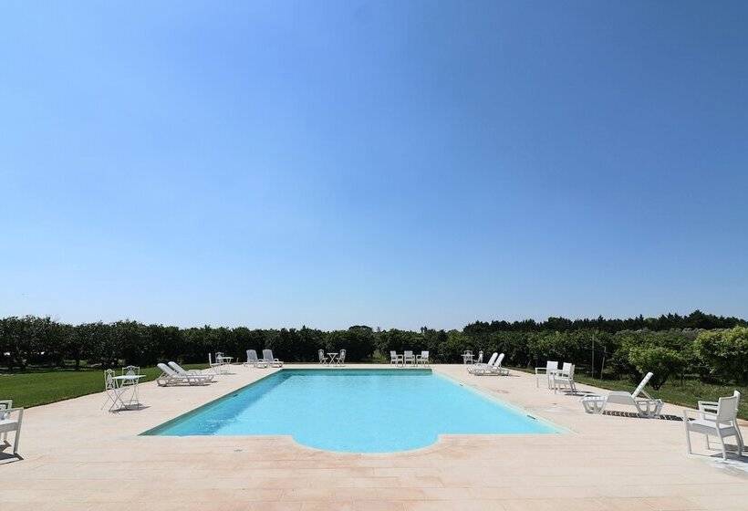 بنسيون B B With Swimming Pool Tenuta Agrumi Del Salento Triple Deluxe Citrus Attic
