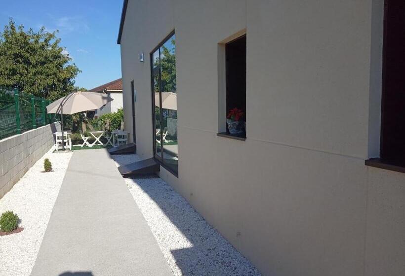 膳宿费 Guest House Clarevar