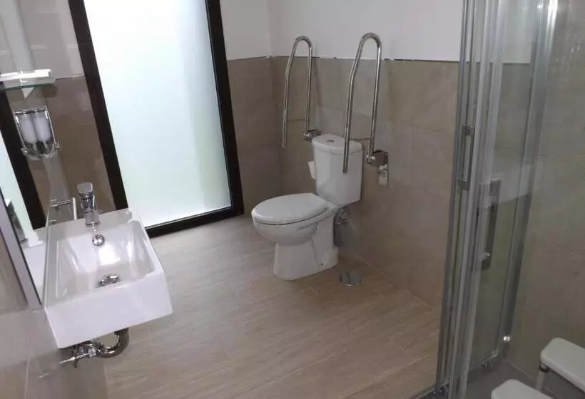 Majatalo Guest House Clarevar