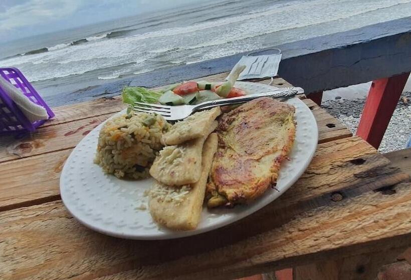 پانسیون Hostal Club Mochilero