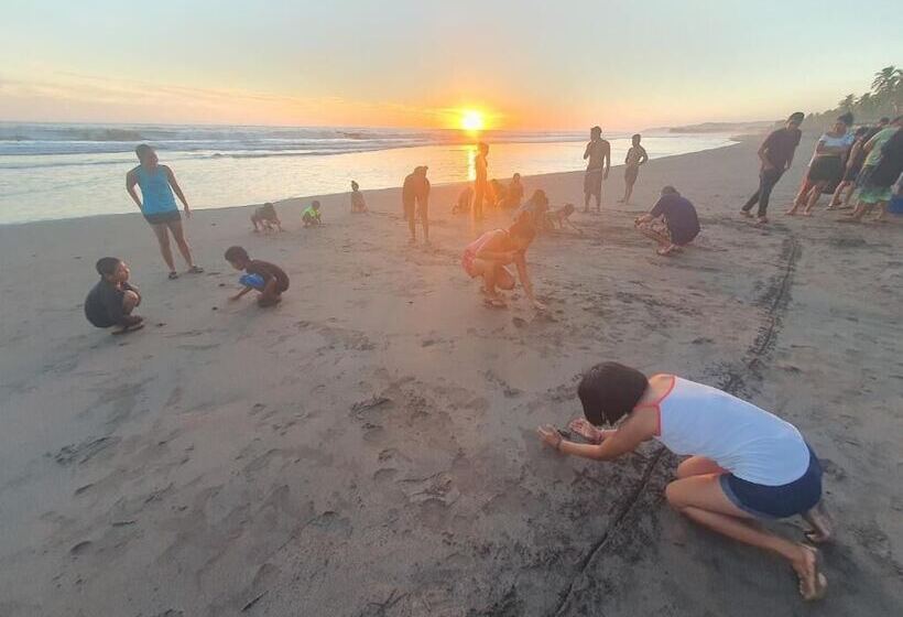 پانسیون Hostal Club Mochilero