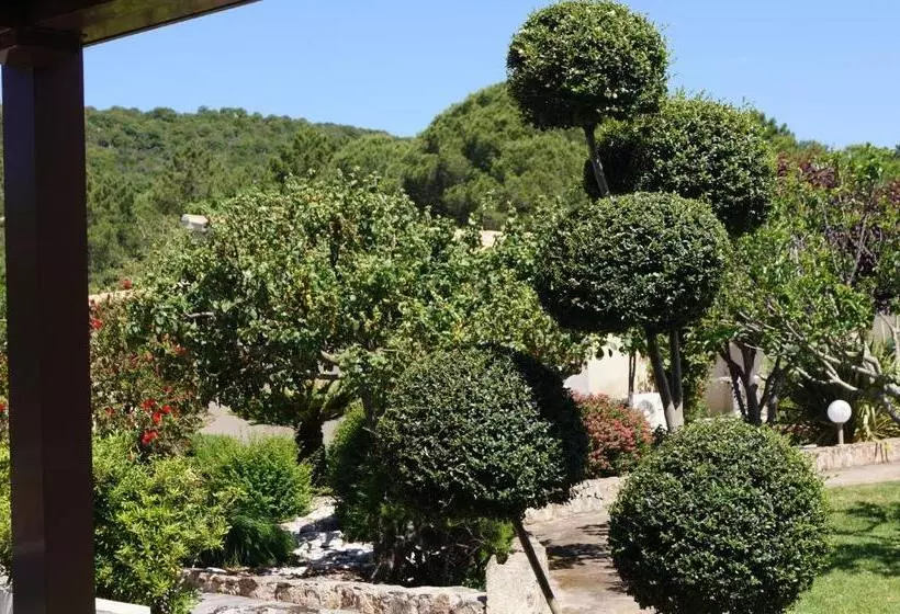 پانسیون Les Jardins De Santa Giulia   Charmante Chambre D Hôte