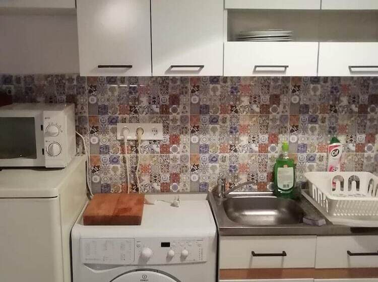 膳宿费 Mákvirág Ház