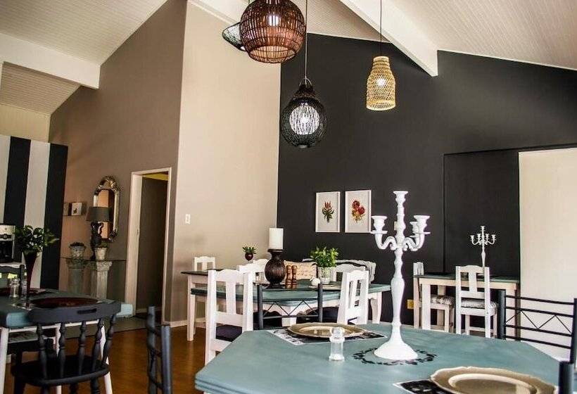 Pension Oh So You Guesthouse