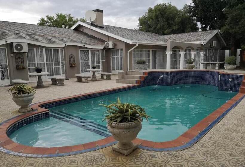 Pension Oh So You Guesthouse