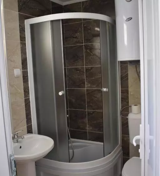پانسیون Risteski Guest House