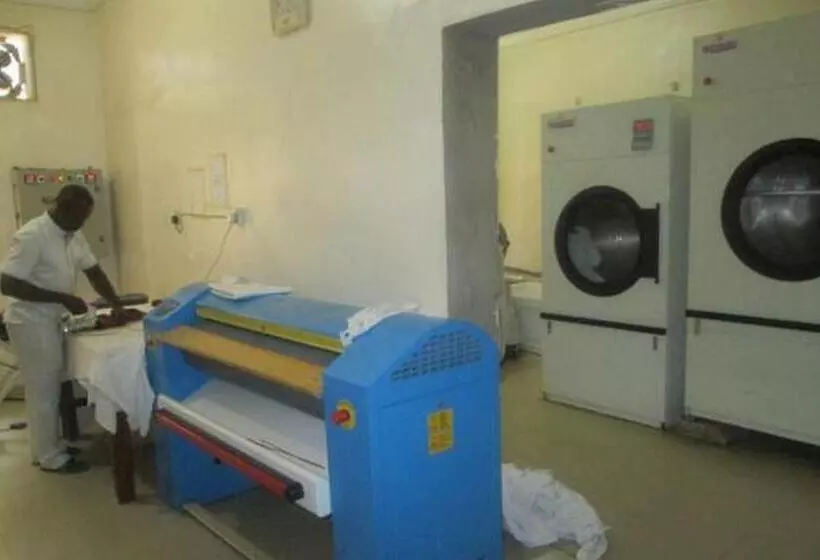 پانسیون Room In Apartment   Ayalla Hotel Suites Yenogoa Royal Room