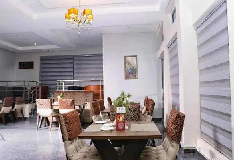 پانسیون Room In Apartment Best Western Plus Presidential Suite
