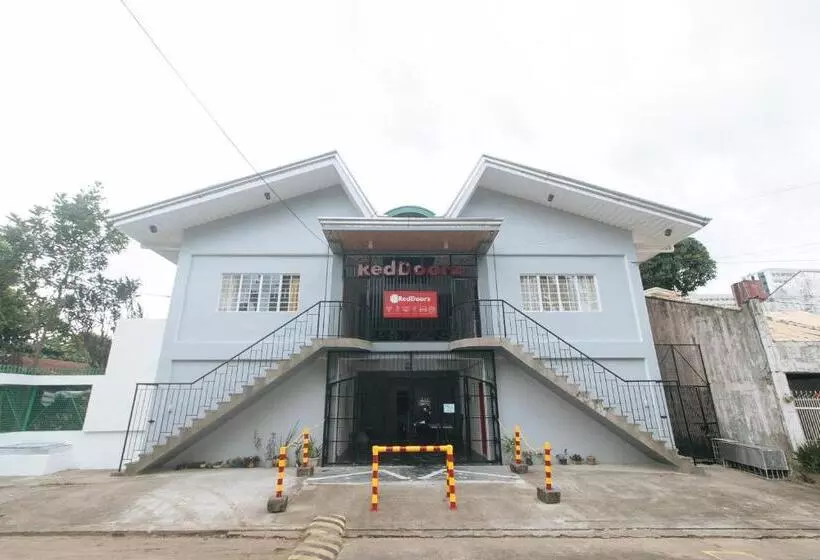 Hotelli Reddoorz At V Cloud Hills Near De La Salle Dasmarinas Cavite