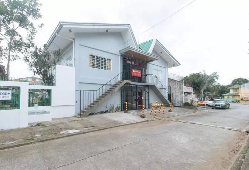 Hotelli Reddoorz At V Cloud Hills Near De La Salle Dasmarinas Cavite