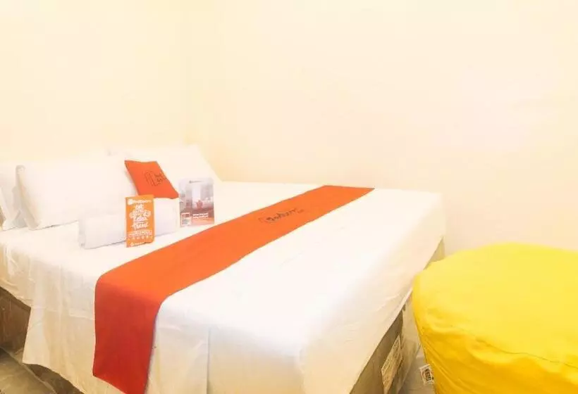 Hotelli Reddoorz At V Cloud Hills Near De La Salle Dasmarinas Cavite