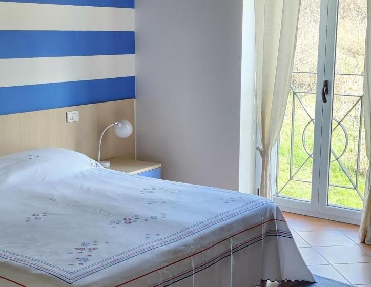 هتل Agriturismo La Casa Del Vecchio Mulino