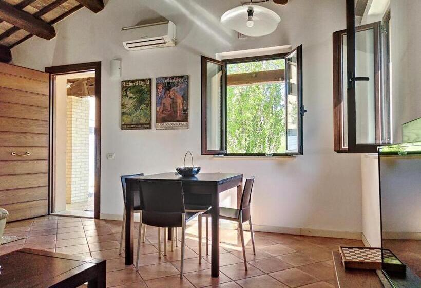 هتل Agriturismo La Casa Del Vecchio Mulino