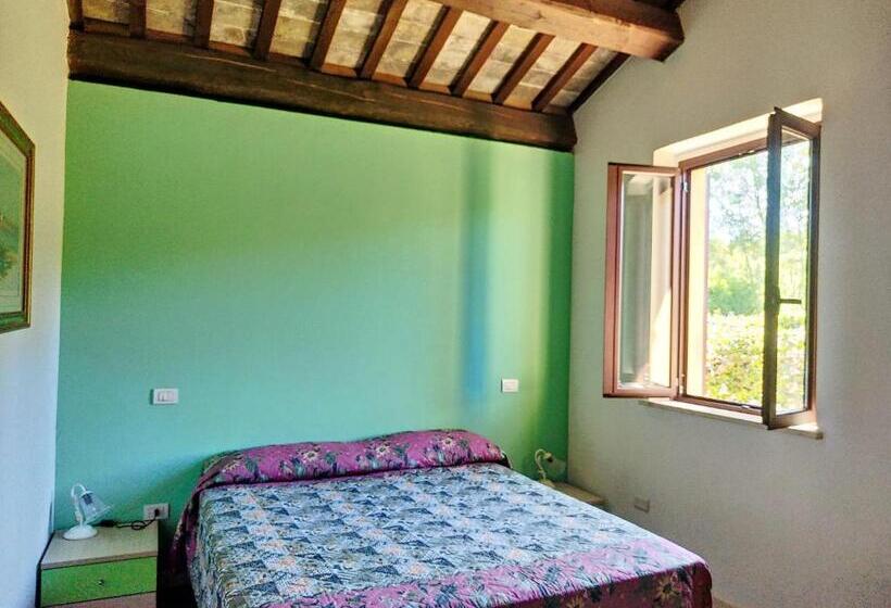 هتل Agriturismo La Casa Del Vecchio Mulino