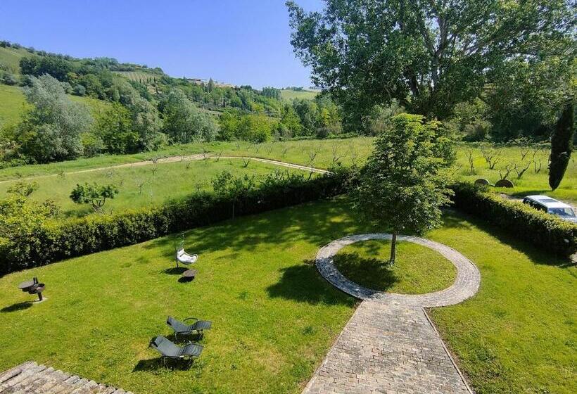 هتل Agriturismo La Casa Del Vecchio Mulino