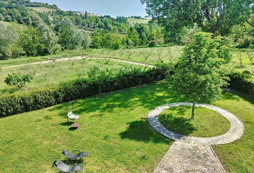 هتل Agriturismo La Casa Del Vecchio Mulino