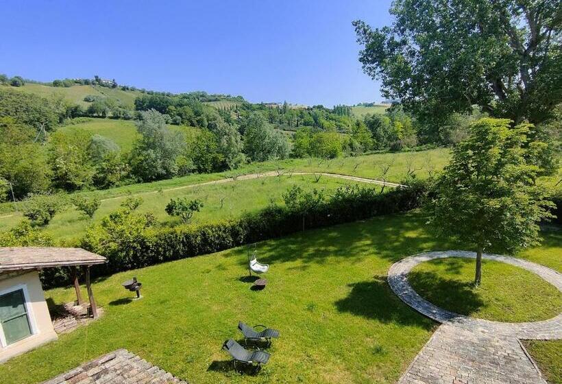 هتل Agriturismo La Casa Del Vecchio Mulino