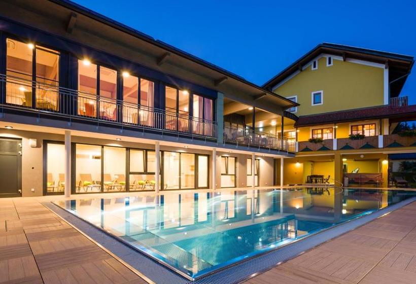 Gasthof Hotel Schmied