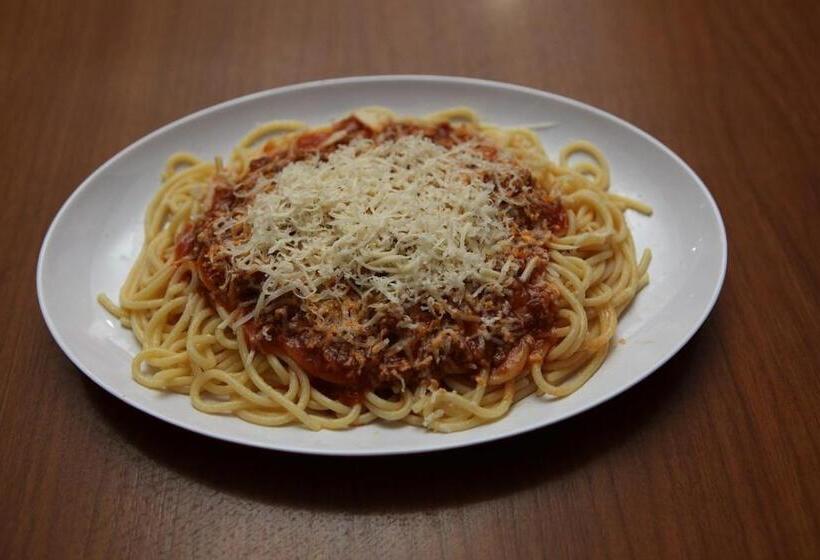 Отель La Maison Du Lac