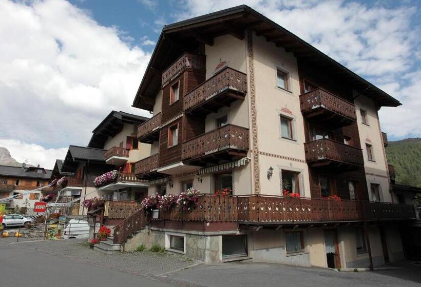 בית מלון כפרי Miramonti