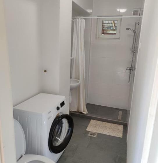 بنسيون Emese Apartman