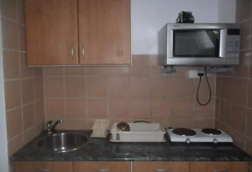 پانسیون Emese Apartman