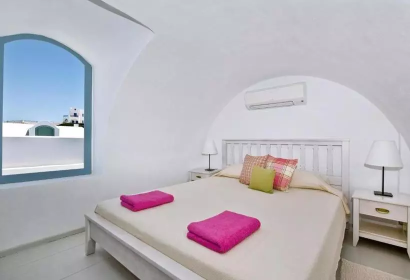 Aura Marina Apartments Santorini