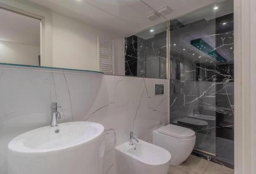 تختخواب و صبحانه Governo Vecchio Guesthouse Navona