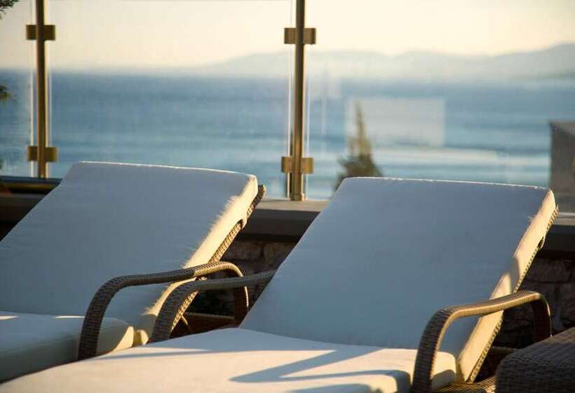 Blue Dream Luxury Villas