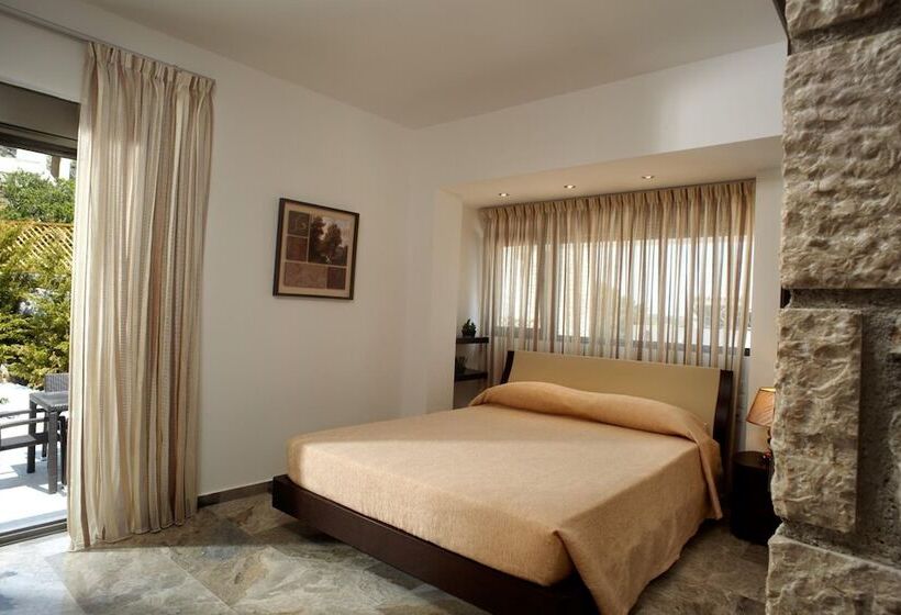 Blue Dream Luxury Villas